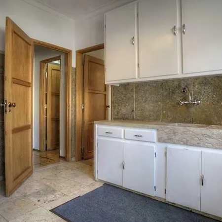 Lägenhet Santa Apolonia 7d - 6 Bedrooms Lisboa