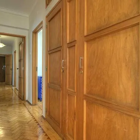 Santa Apolonia 7d - 6 Bedrooms *