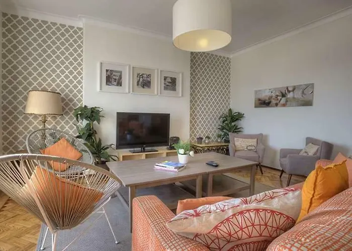 Santa Apolonia 7d - 6 Bedrooms Лісабон