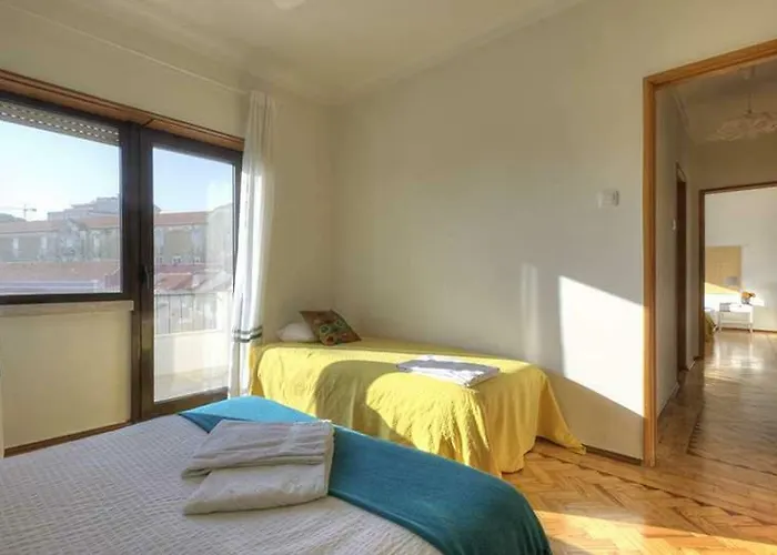 Апартаменти Santa Apolonia 7d - 6 Bedrooms