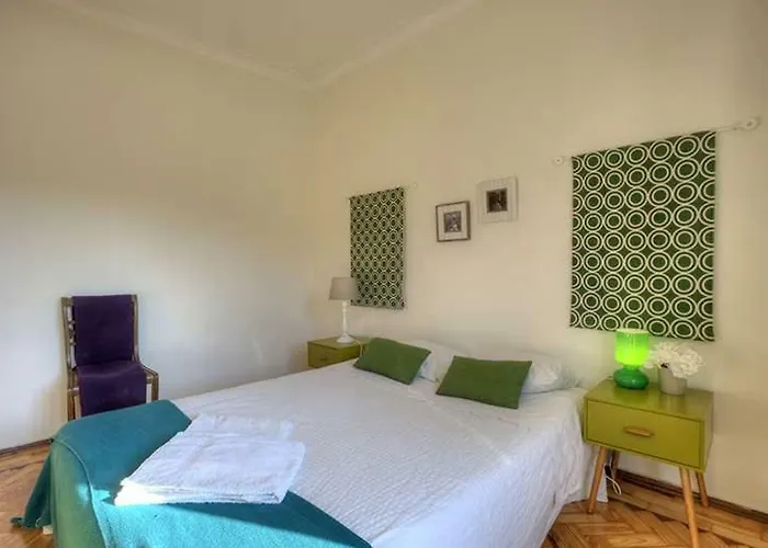 Santa Apolonia 7d - 6 Bedrooms *